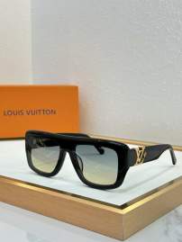 Picture of Louis Vuitton Sunglasses _SKUfw79615802fw